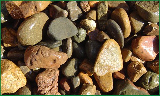 30 – 70mm River Stones